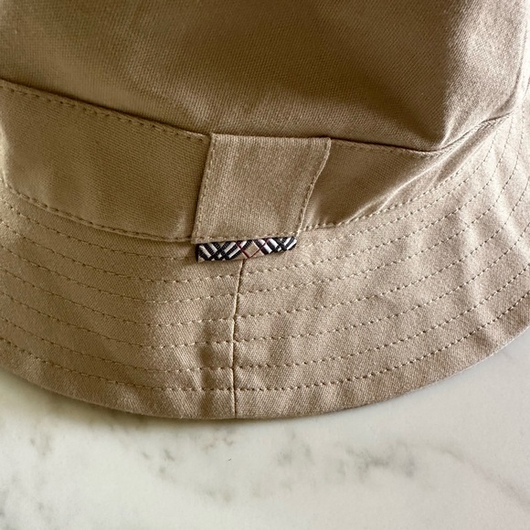 Burberry Bucket Hat - Picture 2 of 4